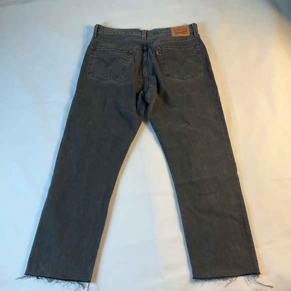 Levi’s Women’s 501 High Rise Straight Jeans Distressed Button Fly Black 28x30 - Picture 6 of 11